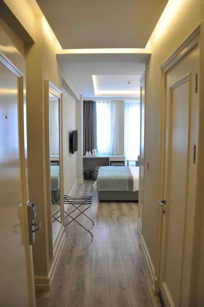 Centrum Suites 11