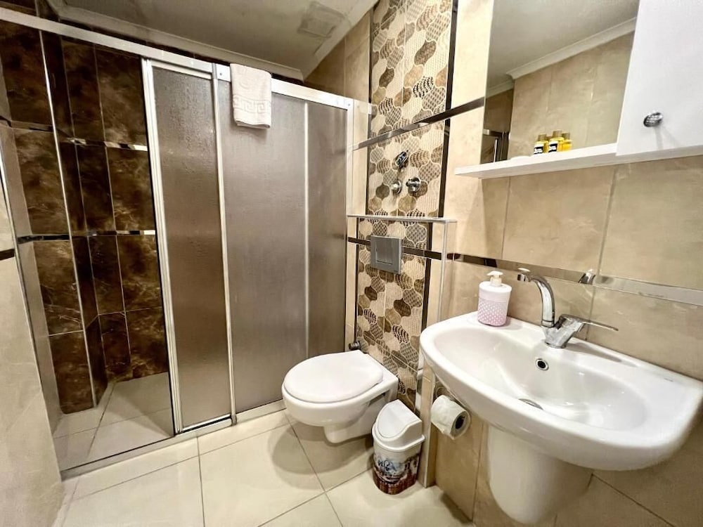 Cemal Bey Apart Otel 23
