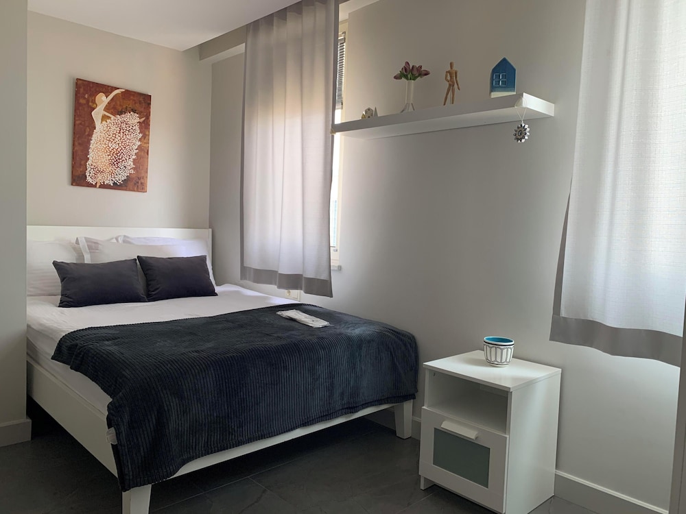 Arkk Homes 10