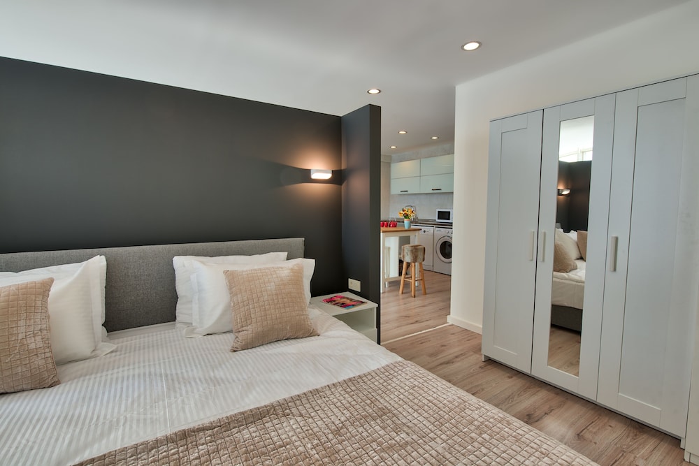 Arkk Homes 8