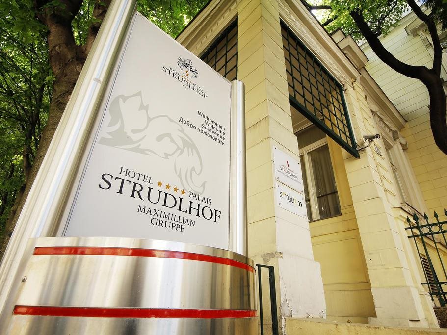Hotel & Palais Strudlhof 12