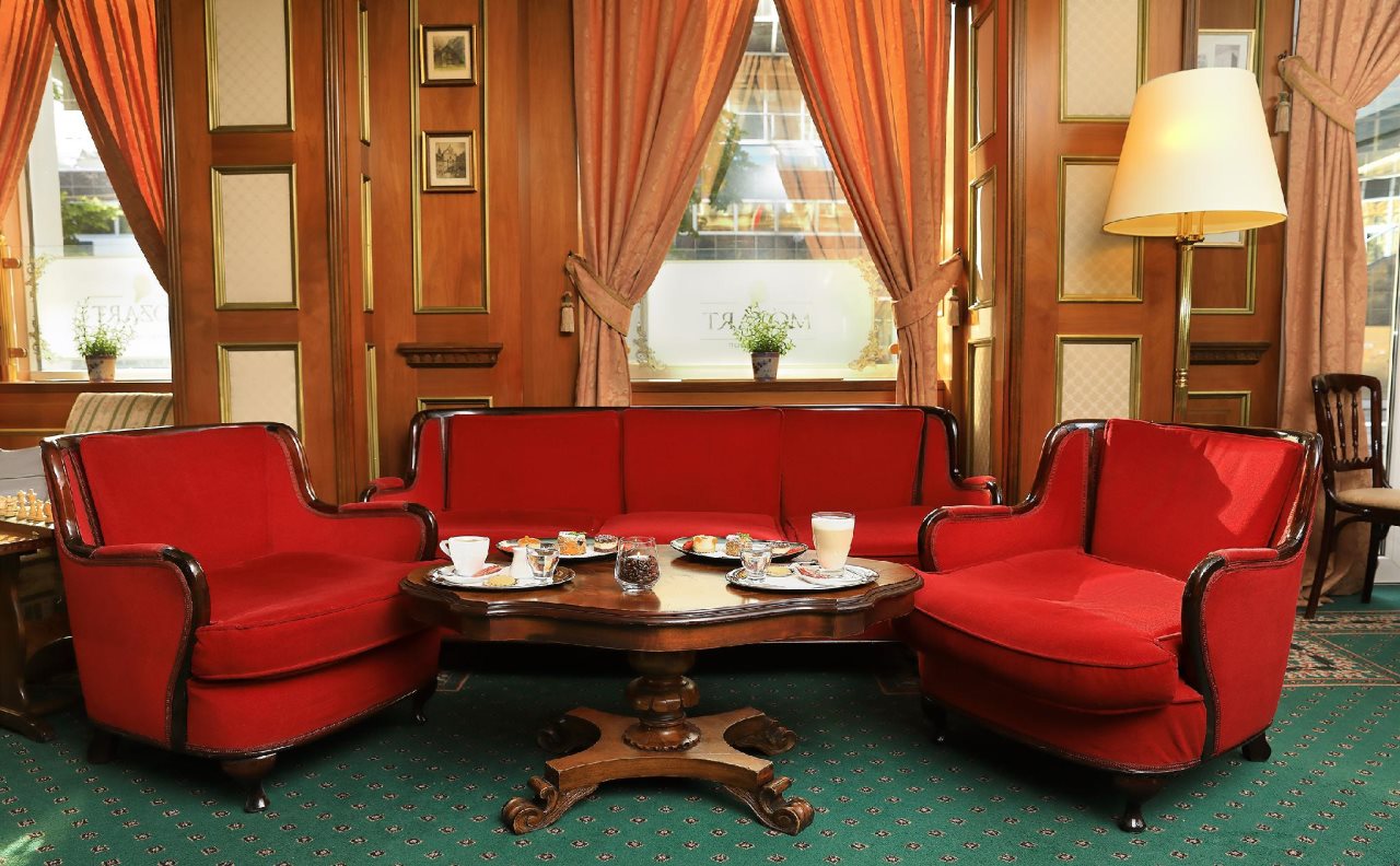 Bellevue Hotel 16