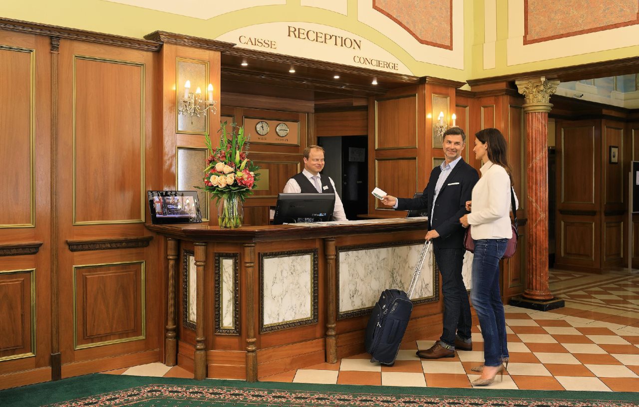 Bellevue Hotel 17
