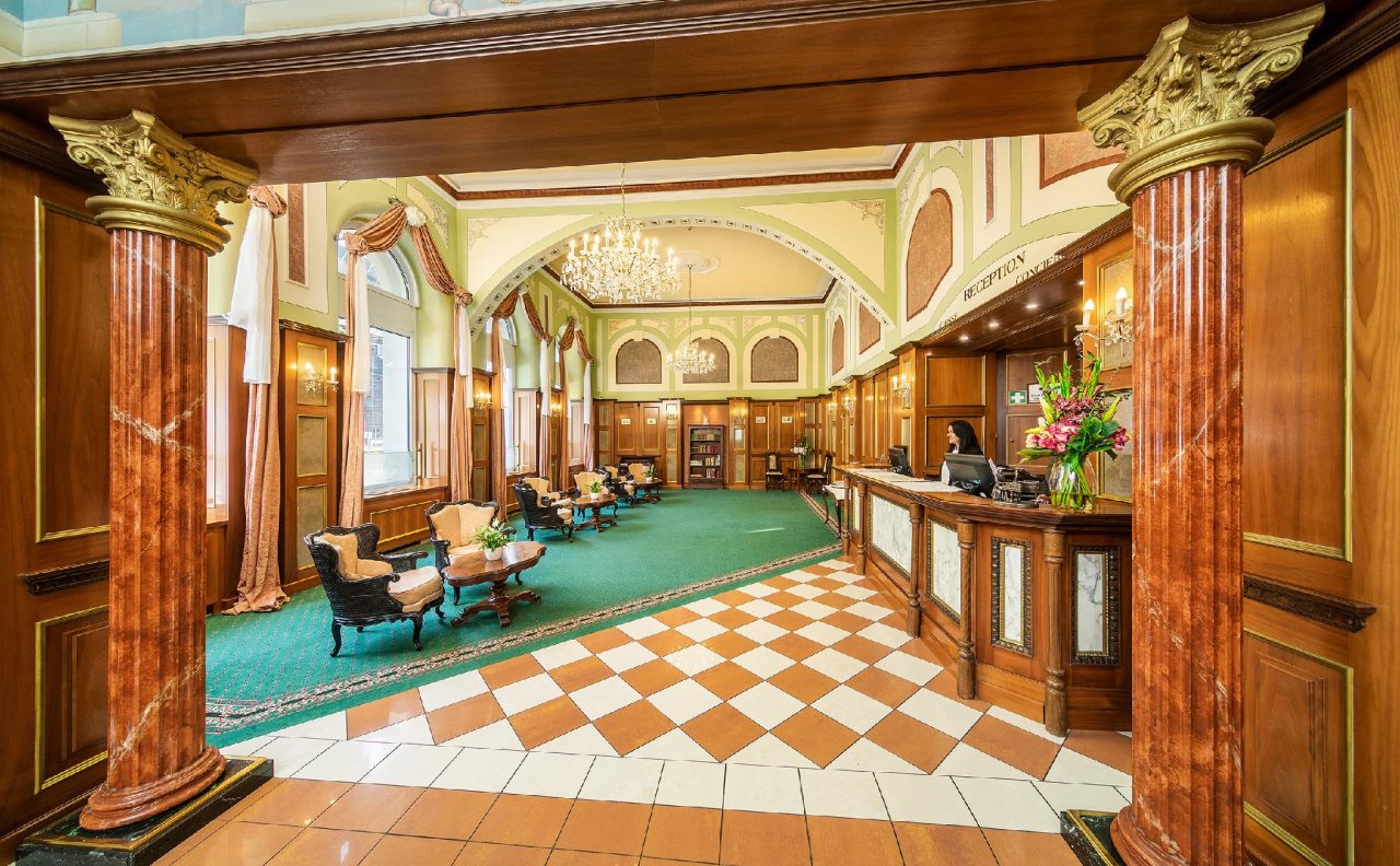 Bellevue Hotel 22
