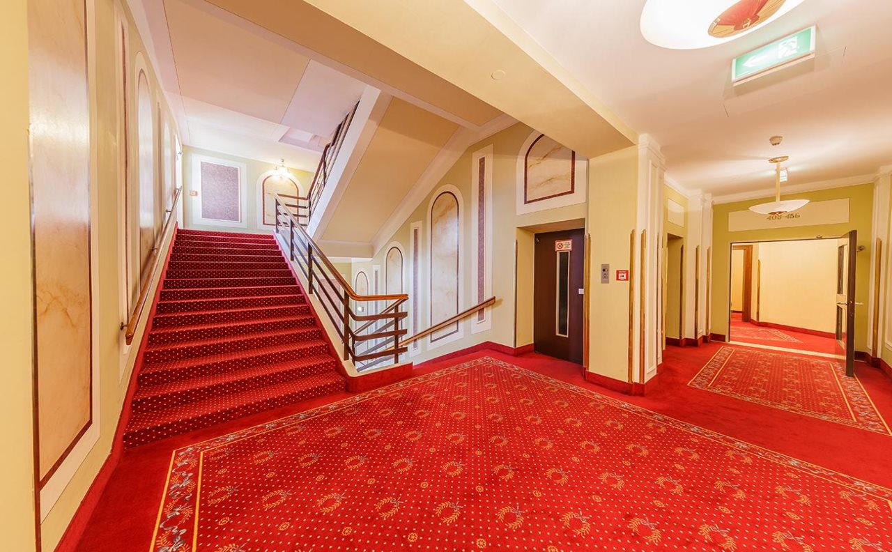 Bellevue Hotel 5