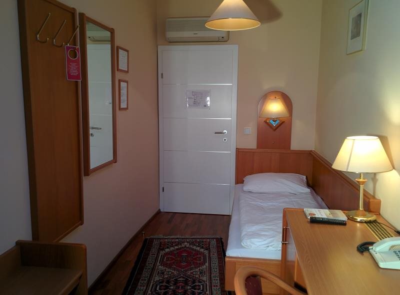 Hotel Pension Haydn 2