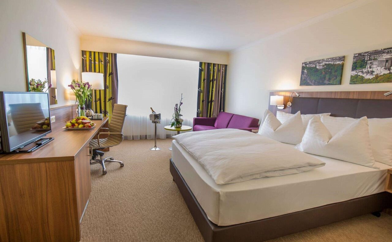 PLAZA Premium Wien 2