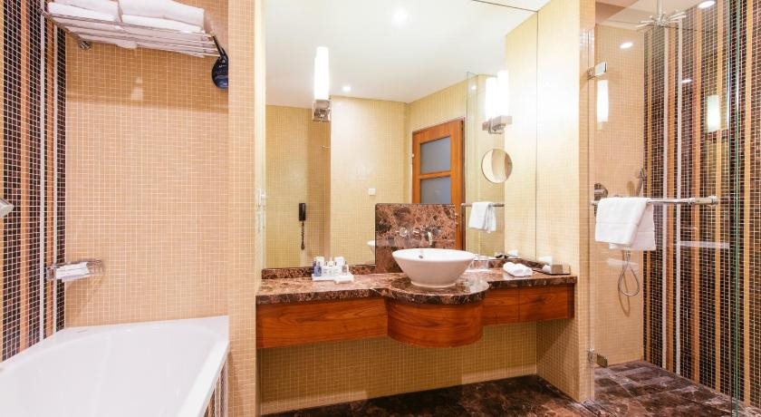 Radisson Blu Style Hotel 10