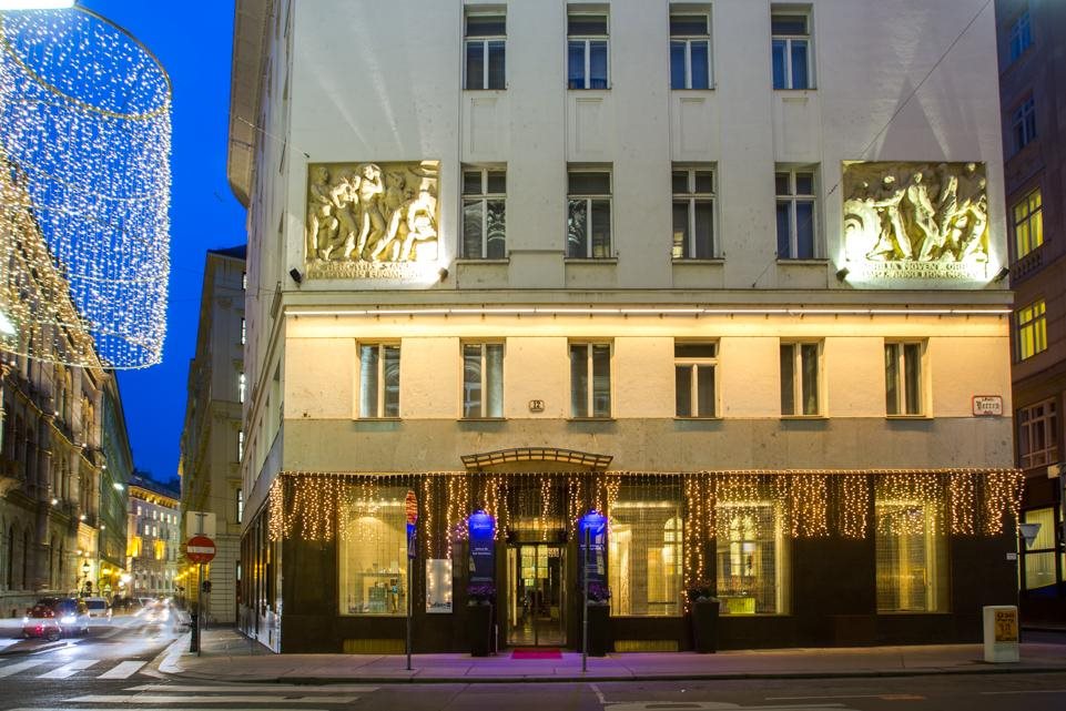 Radisson Blu Style Hotel 4