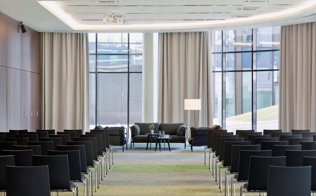 Courtyard by Marriott Vienna Prater/Messe 12