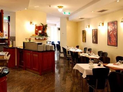 Suite Hotel 900m zur Oper 10
