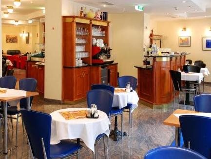 Suite Hotel 900m zur Oper 11