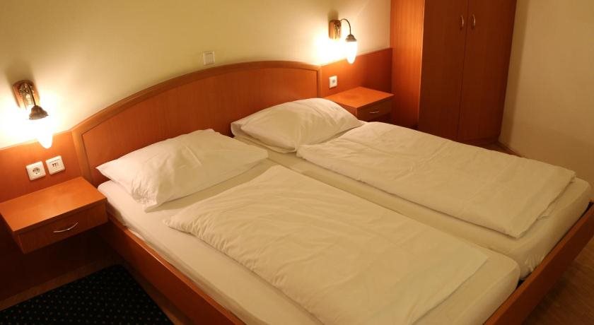 Suite Hotel 900m zur Oper 2