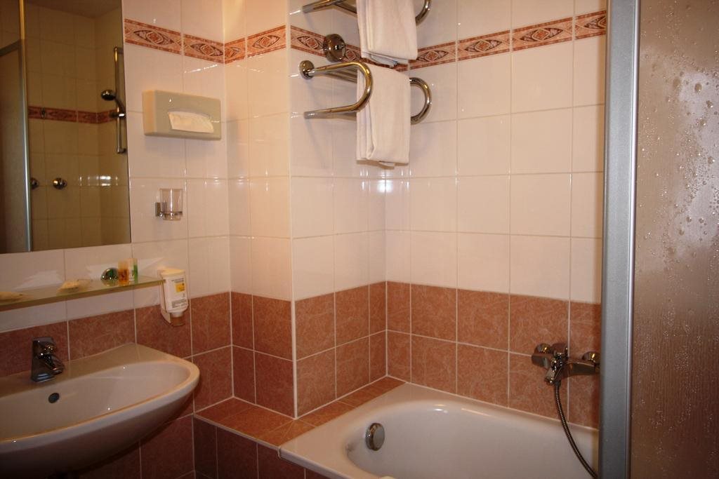 Suite Hotel 900m zur Oper 17