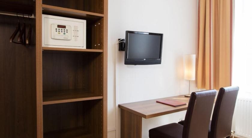 Hotel Hahn 18
