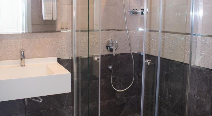 Theatrum Hotel Baku 7