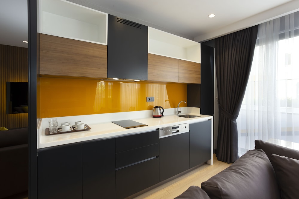 Nox Suite 18
