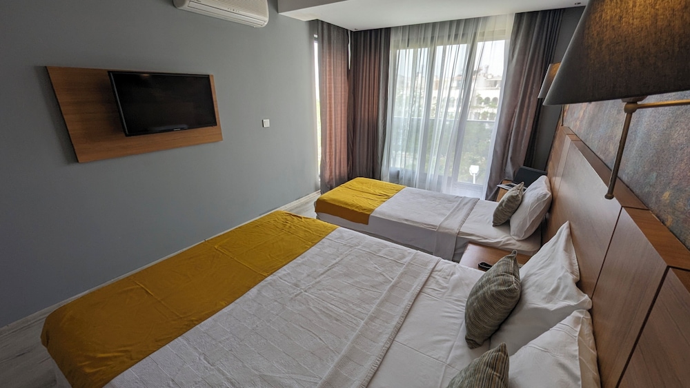 Ramona Lara Hotel 19