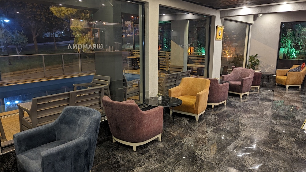 Ramona Lara Hotel 2