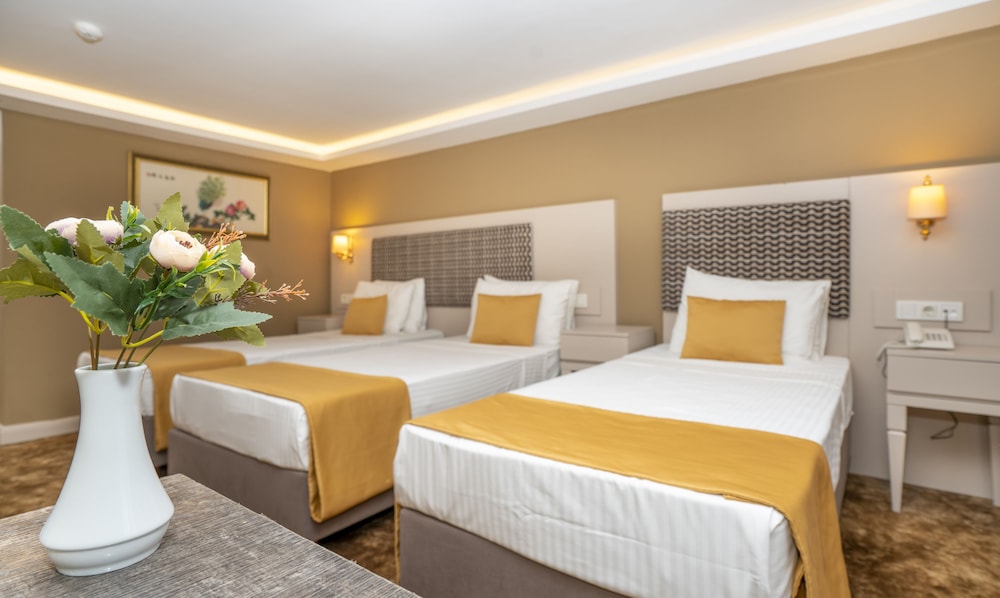 Kensington Hotel 14