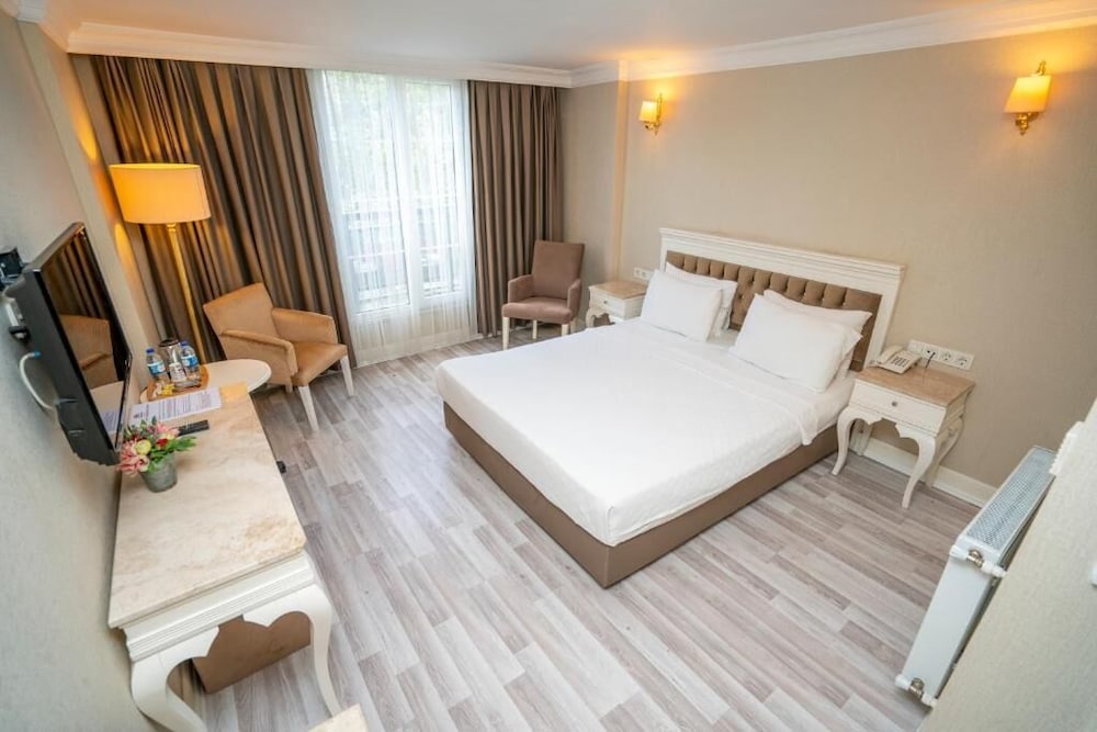 Kensington Hotel 17