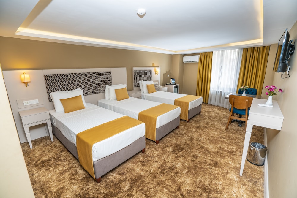 Kensington Hotel 13