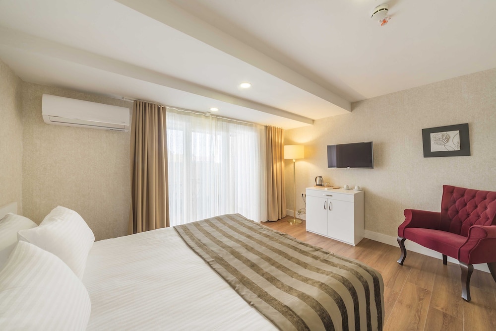 Kensington Hotel 9