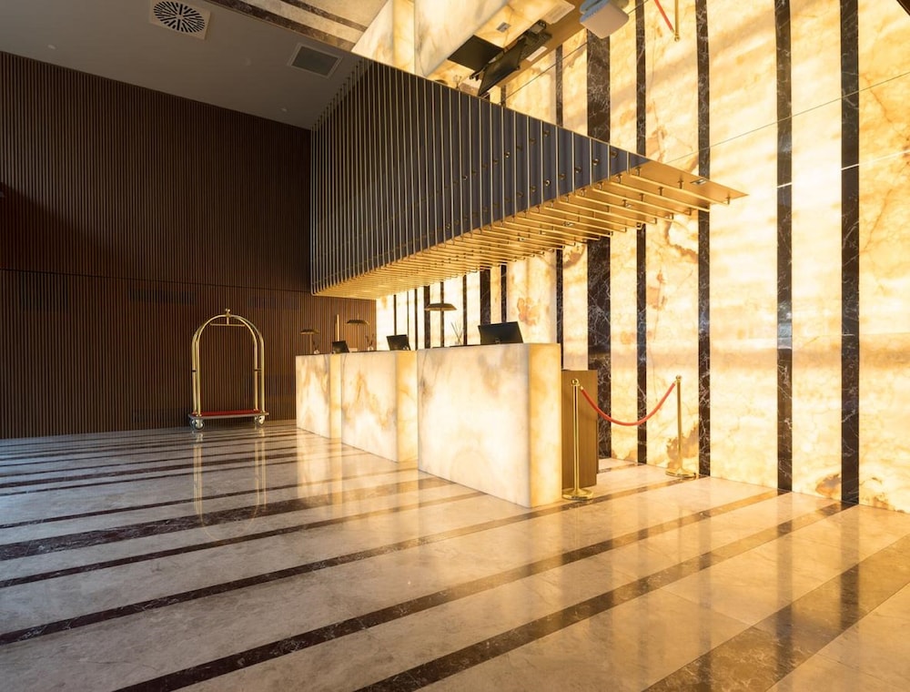 The Craton Hotel 6