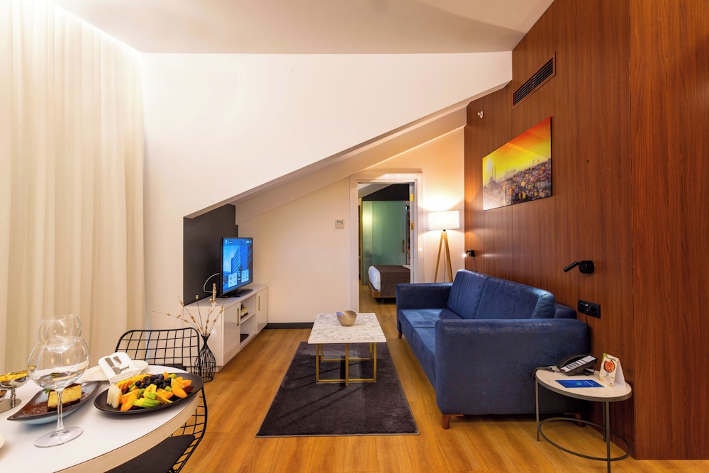The Craton Hotel 1