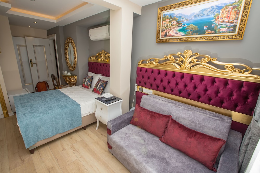 Atlantis Royal Hotel 8