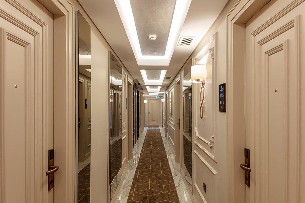 Danis Hotel 13