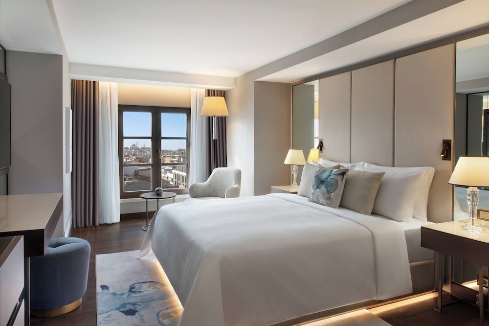 JW Marriott Istanbul Bosphorus 9