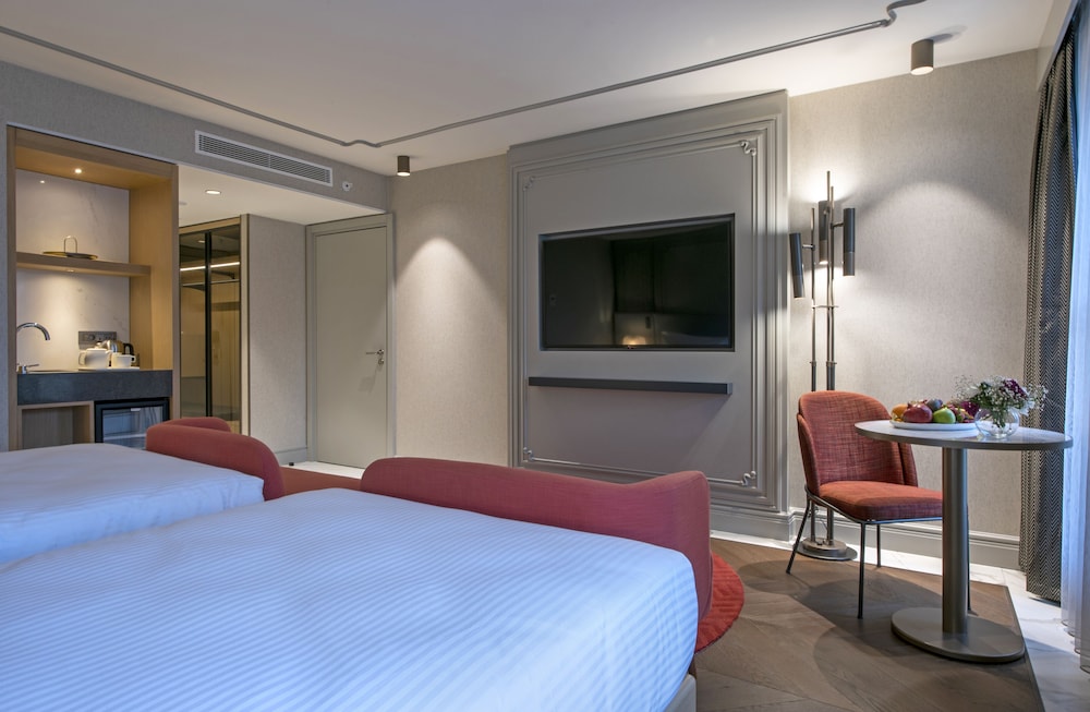 Stayso The House Hotel 10