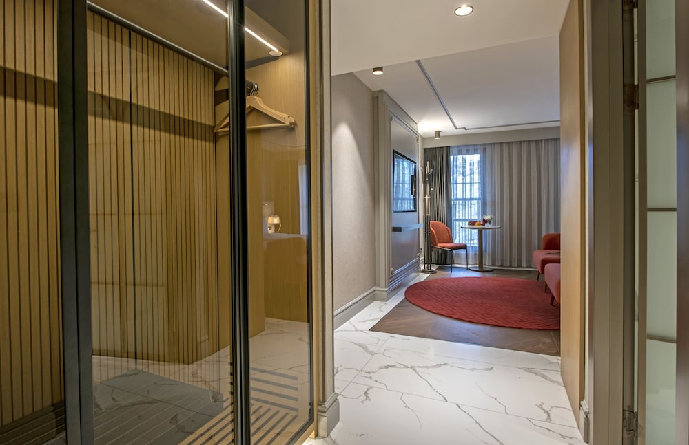 Stayso The House Hotel 9