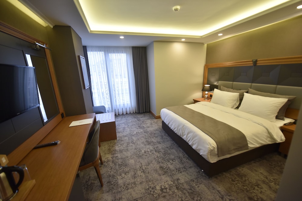 Four Seven Hotel 3