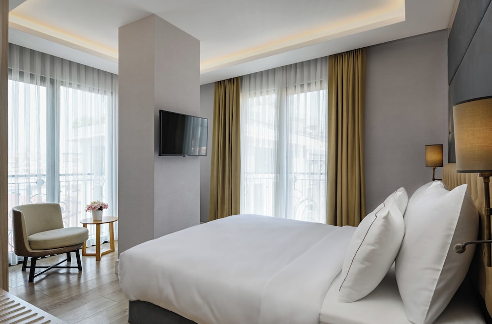 Gleam Bomonti Hotel 19
