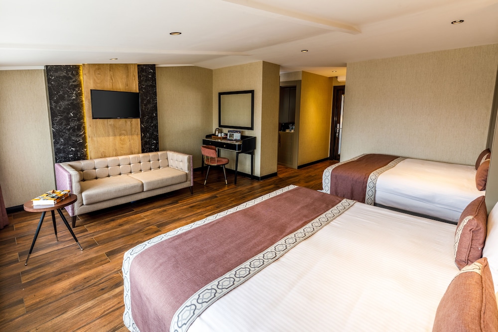 Euro Design Hotel 17