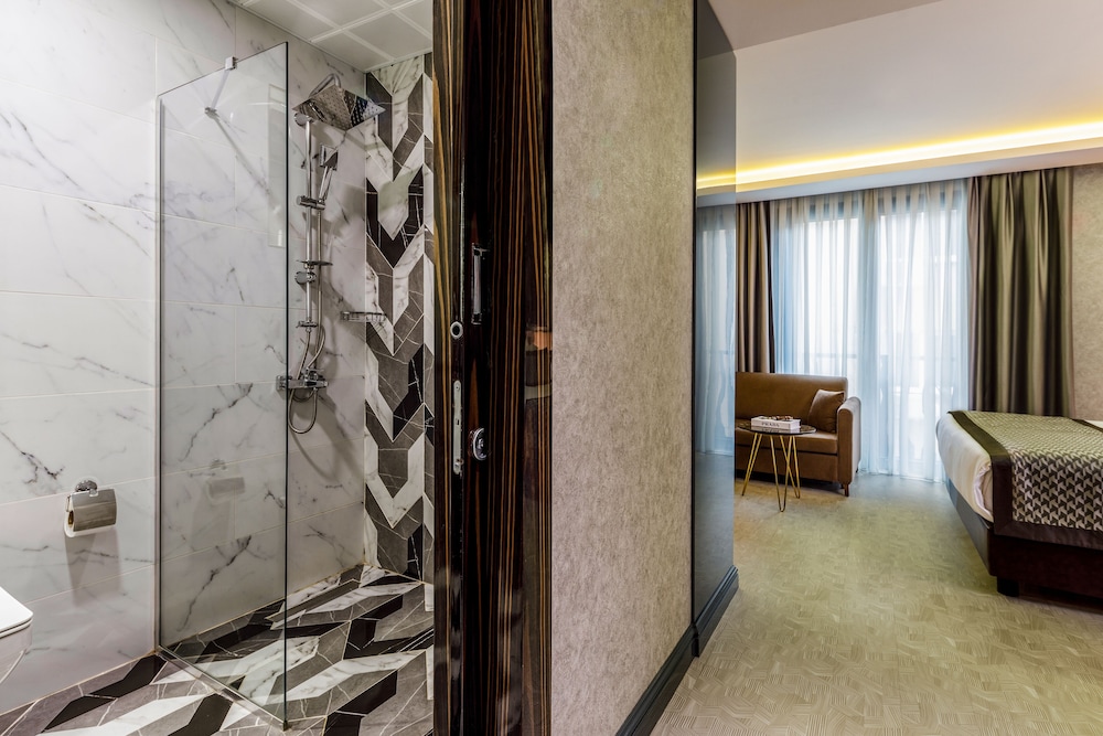 Euro Design Hotel 9