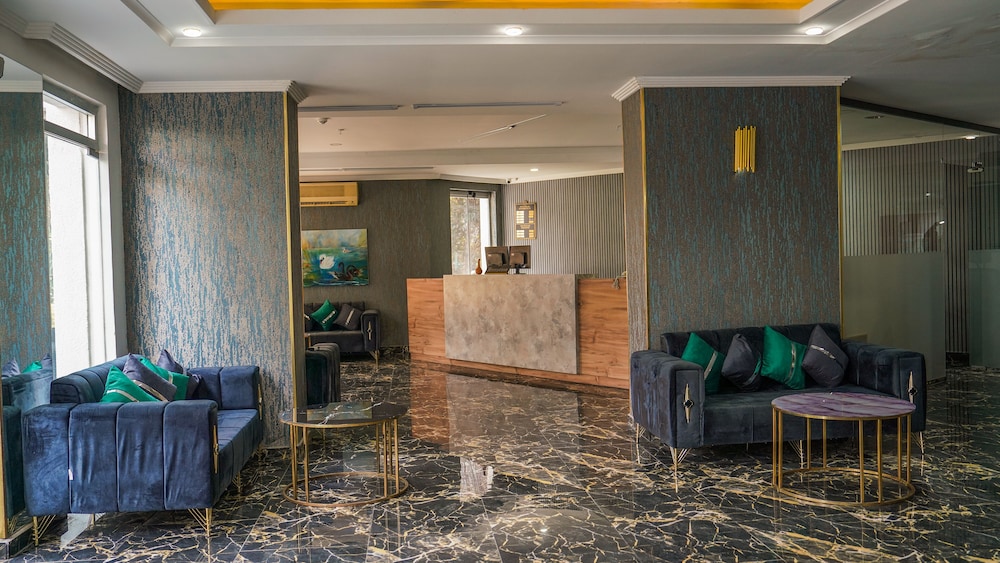 Grand Alisa Hotel 6