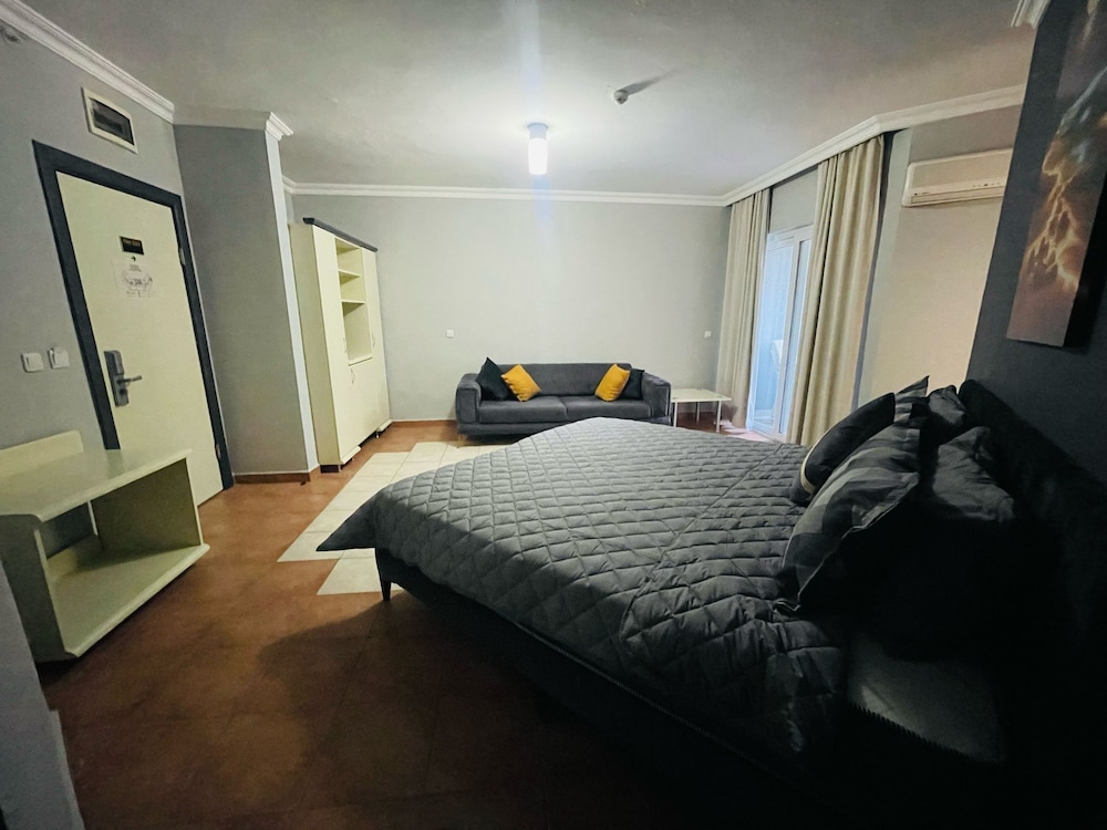 Grand Alisa Hotel 19