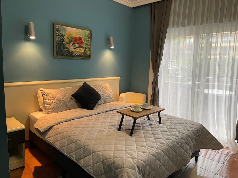 Grand Alisa Hotel 14