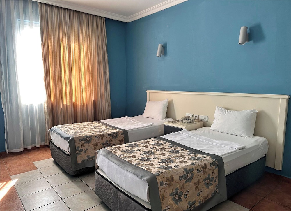 Grand Alisa Hotel 7