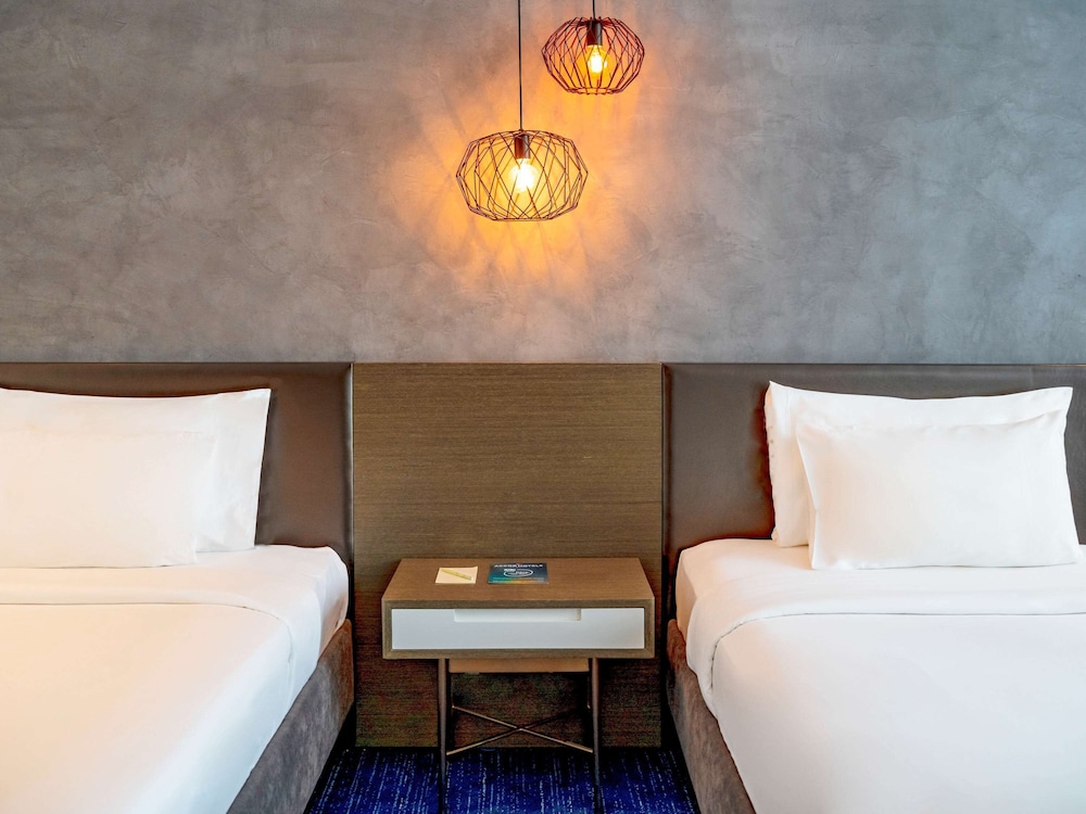 Pullman Sharjah Hotel 6