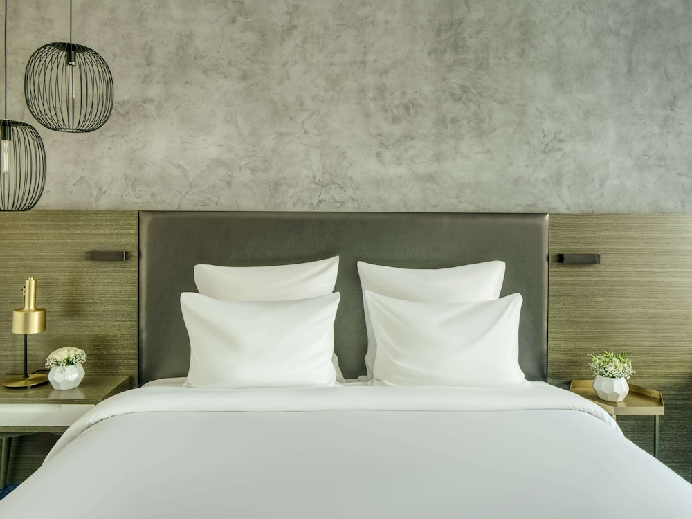 Pullman Sharjah Hotel 16
