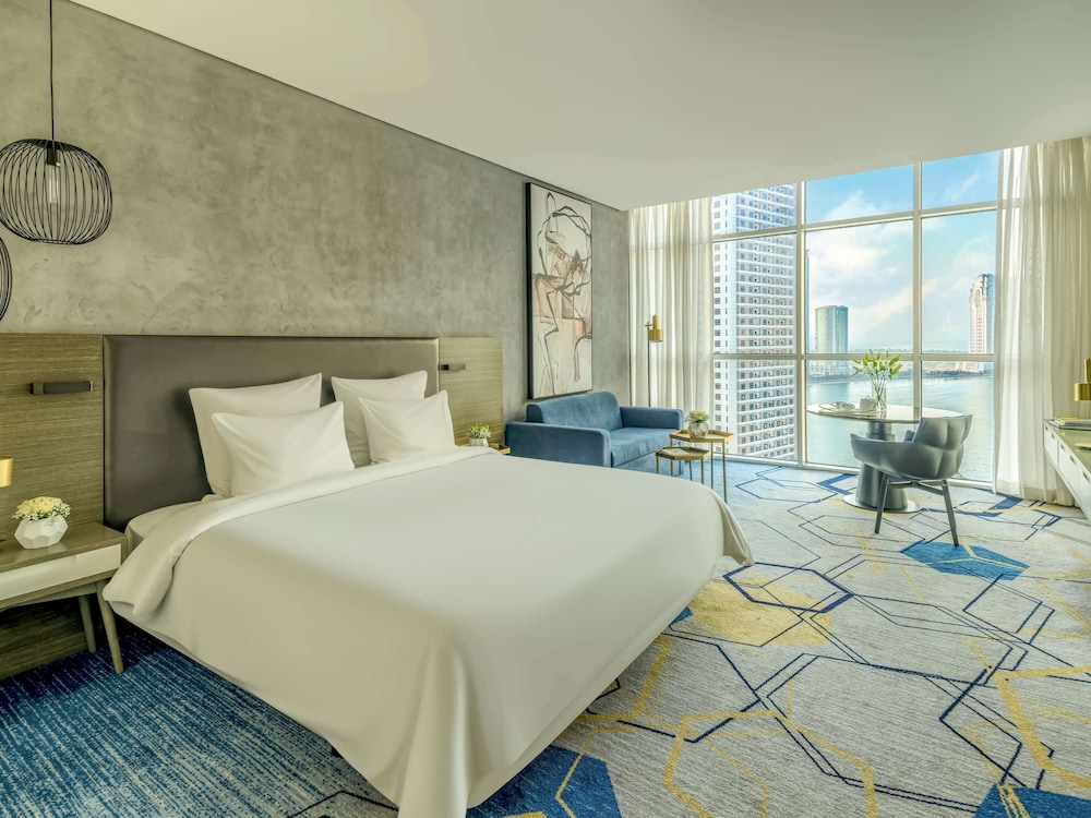 Pullman Sharjah Hotel 15