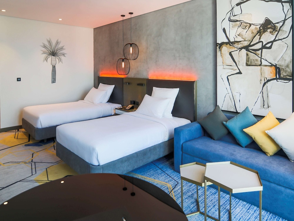Pullman Sharjah Hotel 3