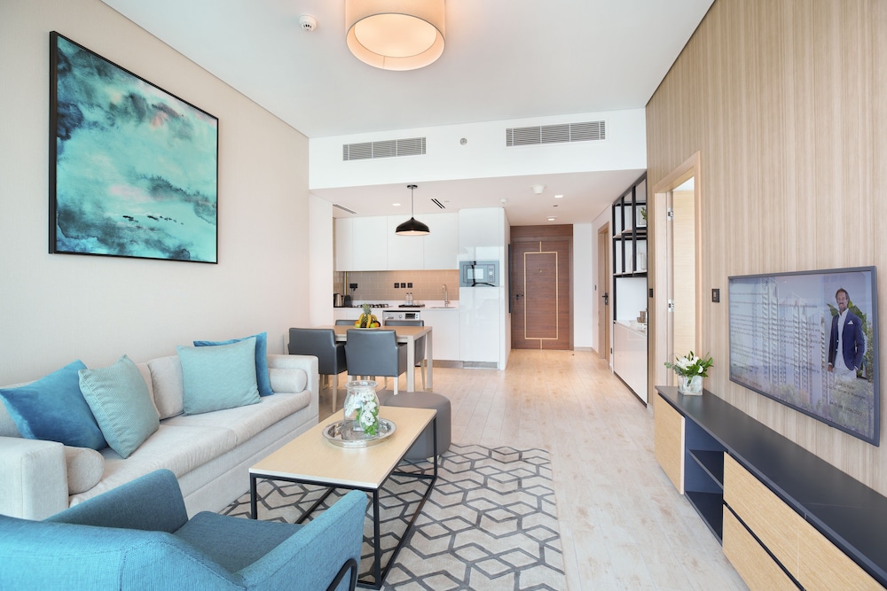 Millennium Executive Apartments Mont Rose 20