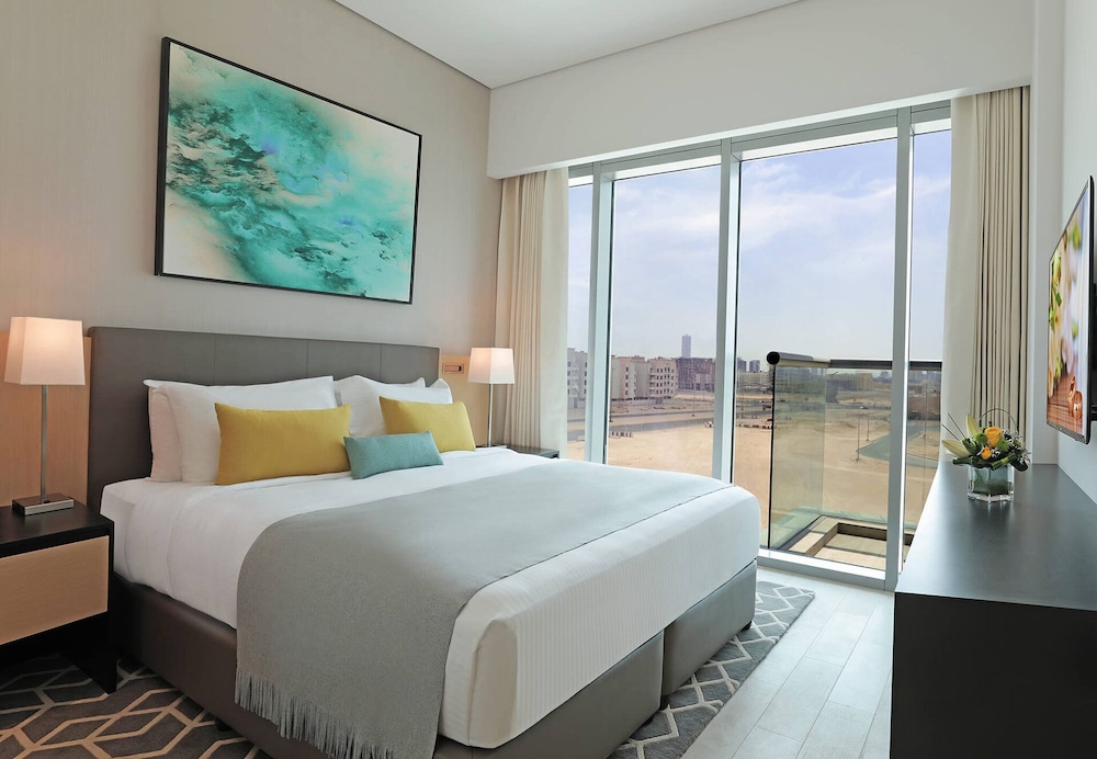 Millennium Executive Apartments Mont Rose 8