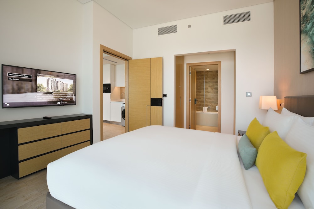 Millennium Executive Apartments Mont Rose 14