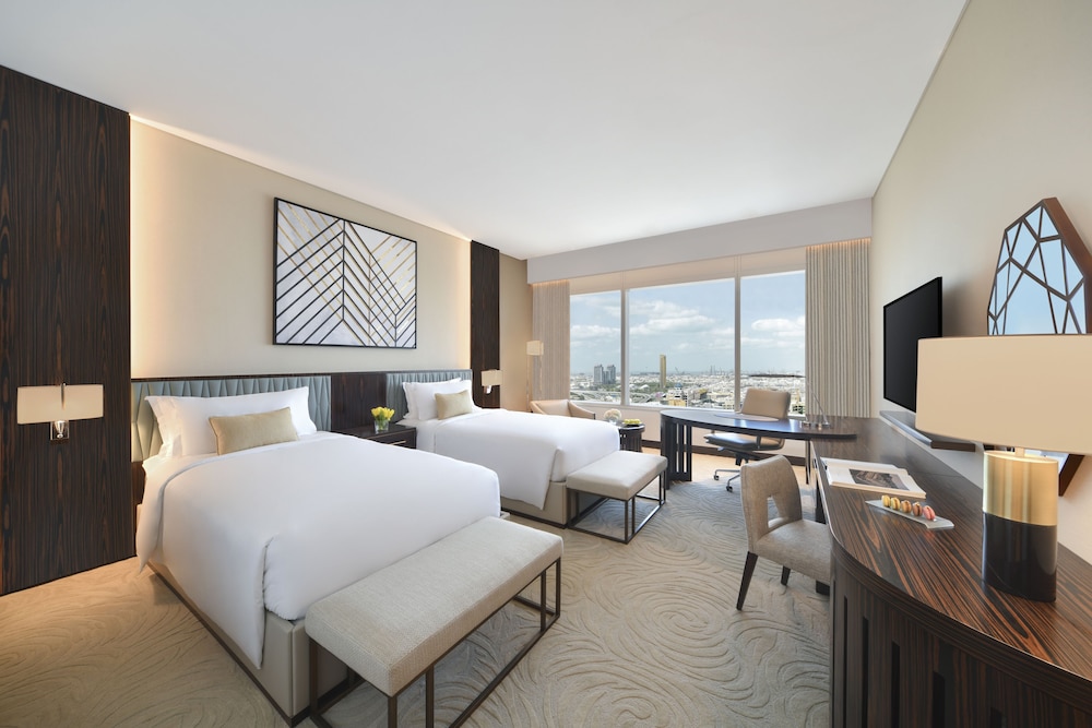 Sofitel Dubai The Obelisk 9